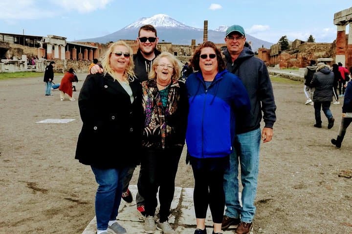 The charm of Pompeii and Herculaneum.Private Tour with Official Guide
