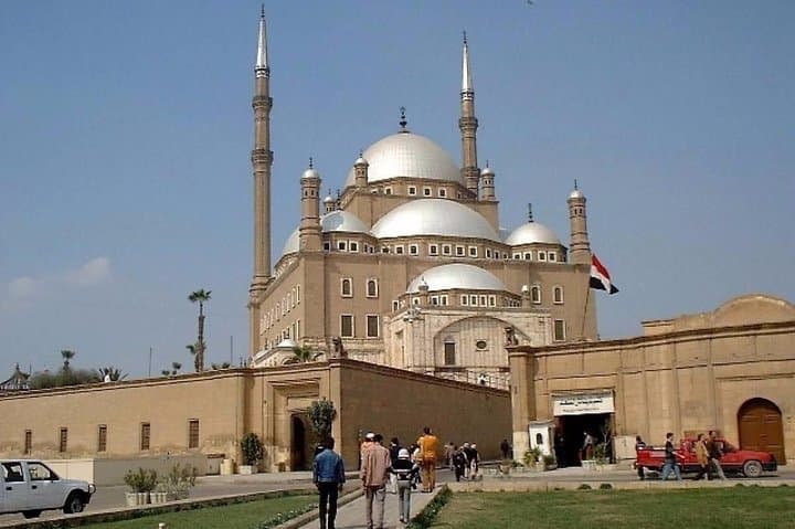 Cairo Full Day Tour To old Egyptian Museum & Old Cairo & Bazzar