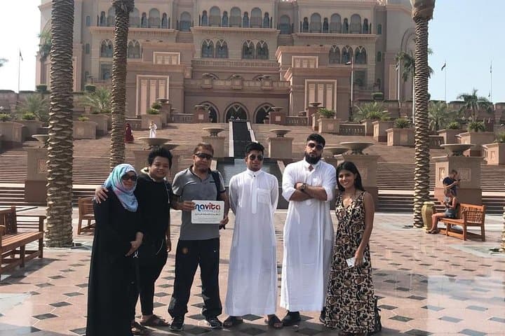 Abu Dhabi City Tour with Ferrari world & Buffet Lunch