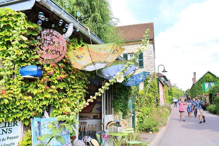 Giverny and Monet's Garden Half-Day Trip from Paris