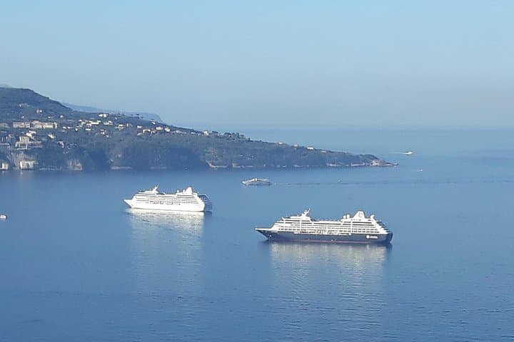 Transfer Naples Sorrento plus Pompeii or vice versa