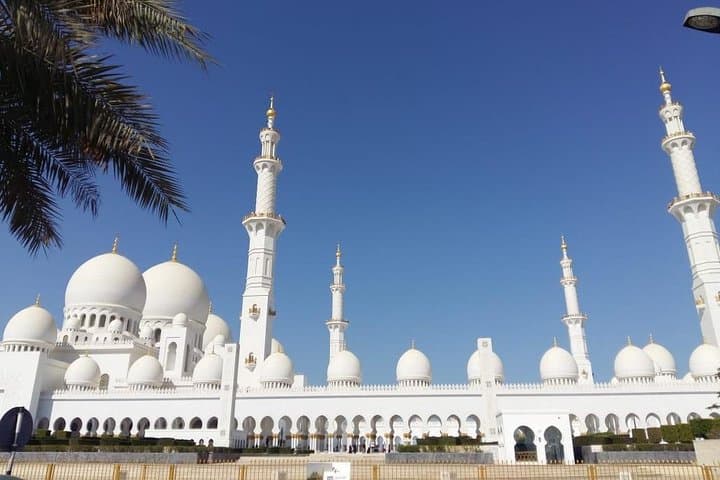 Abu Dhabi City Tour from Dubai - Full-Day Tour
