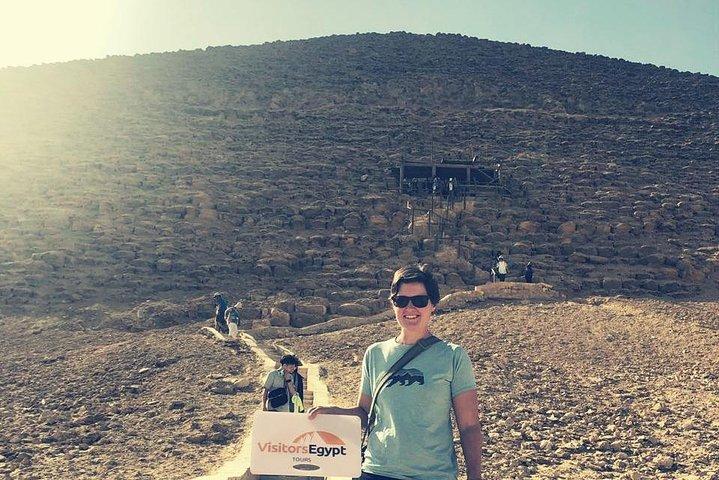 Day Tour at Giza Pyramids & Sphinx