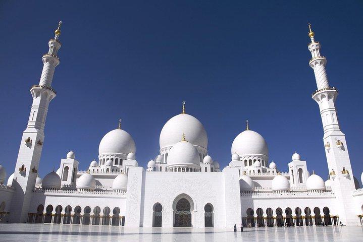 Abu Dhabi City Tour & Ferrari World Tour From Dubai - PVT Group