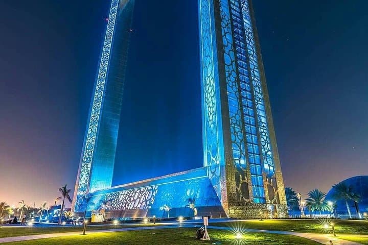Dubai City Tour + Burj Khalifa + Dubai Frame + Desert Safari (one day tour)