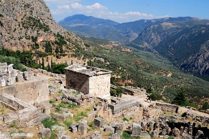 Epidaurus, Mycenae, Olympia and Delphi Three Days Tour from Athens