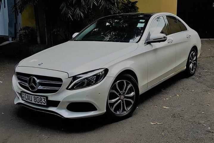 Colombo Airport (CMB) to Colombo City Private Luxury Transfer