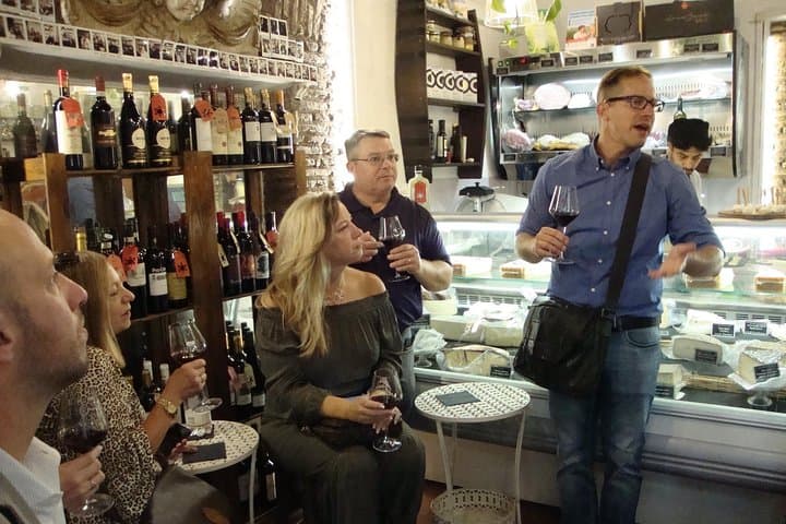 Evening food & wine tour in Rome's historical center
