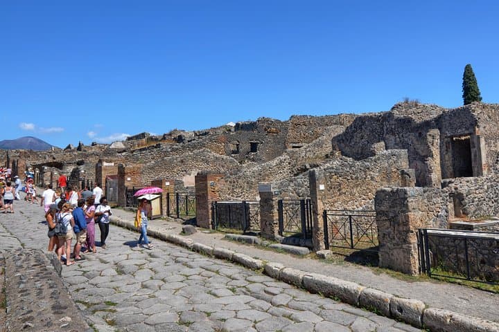 Pompeii: Skip-the-line-Ticket with Guided Tour