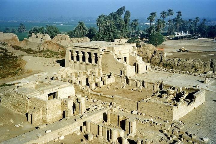 Valley of the kings & Hatshepsut temple & Colossi of Memnon Tour in Luxor