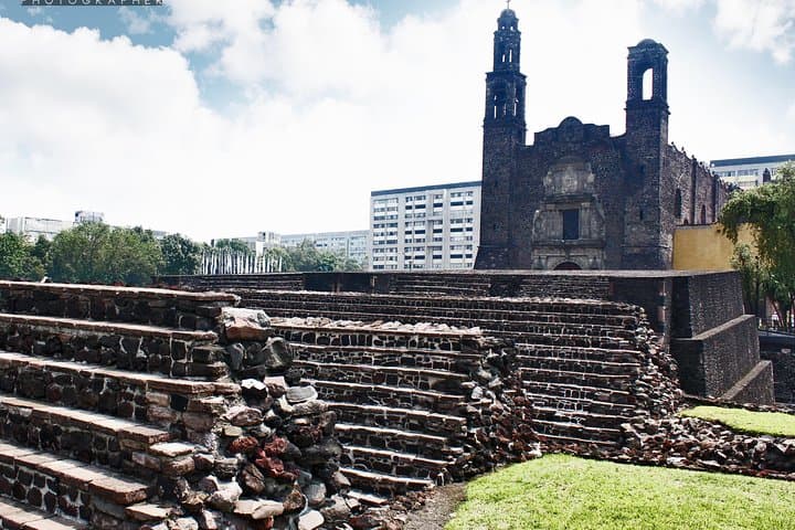 Teotihuacan & Basilica Guadalupe Tour with lunch