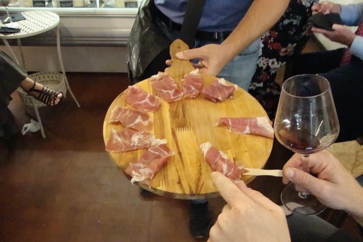 Evening food & wine tour in Rome's historical center
