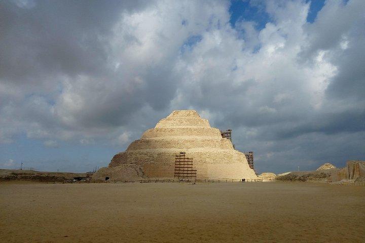 Private tour Giza pyramids , Sphinx ,Sakkara and Memphis