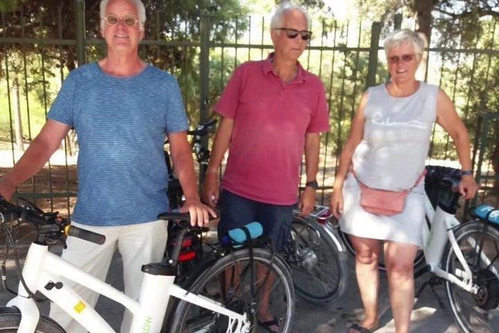 Coastline on eBike Tour