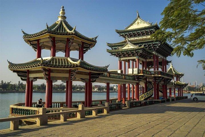 Xiamen Private Tour: Gulangyu and Jimei School Village