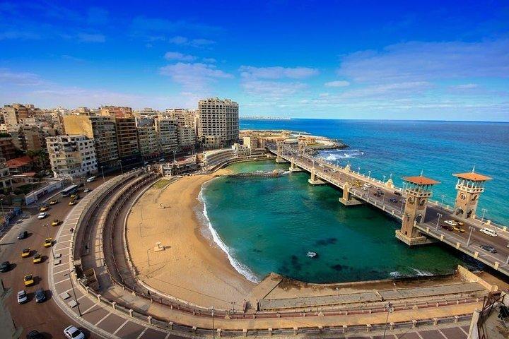 Private Full Day Tour to Alexandria from Cairo with Lunch