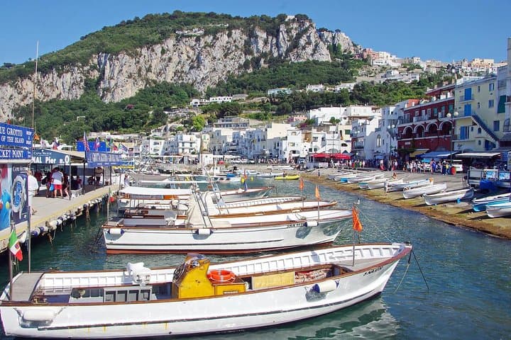 Capri, Blue Grotto & Positano Private Shore Excursion from Naples with Top Guide