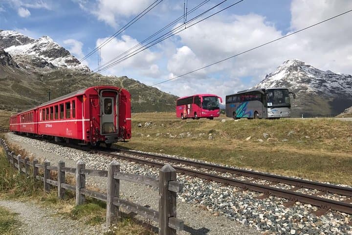 Bellagio/Lezzeno/Oliveto Lario to/from Milan Malpensa Apt (Private Transfer)
