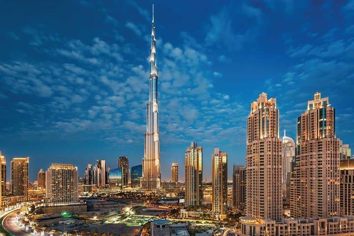 At the Top, Burj Khalifa 124/125