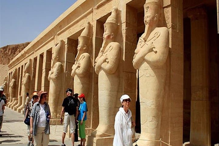 Full-Day Private Guided Tour in Luxor with Lunch