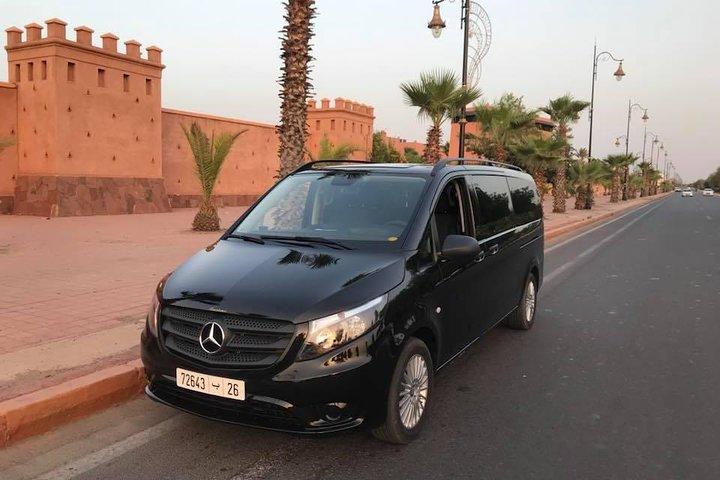 Private Transfer Taxi: Marrakech City - Marrakech Menara Airport