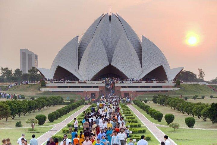 Half Day Private Delhi Temples and Spiritual Sites Tour