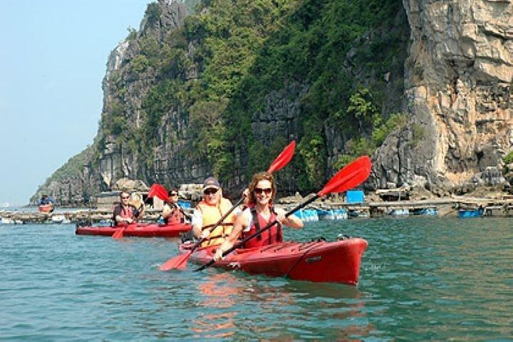 3-Day Luxury Bai Tu Long Bay Cruise on the Dragon Pearl Junk Boat