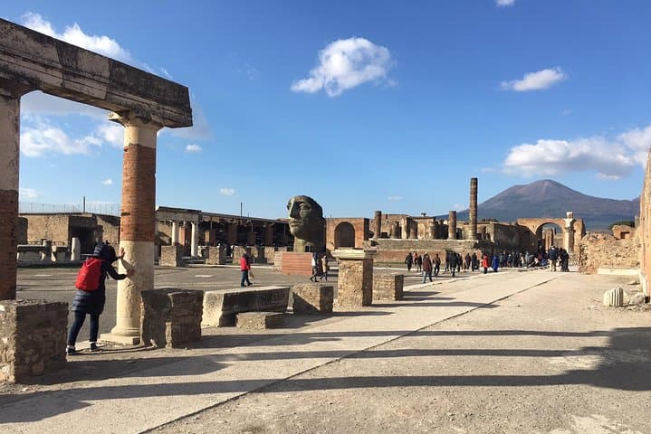 Best of Pompeii & Herculaneum: Private Tour with an Archaeologist