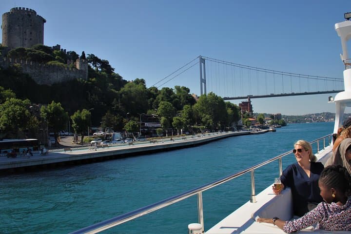 Istanbul Lunch Cruise on Bosphorus and Black Sea