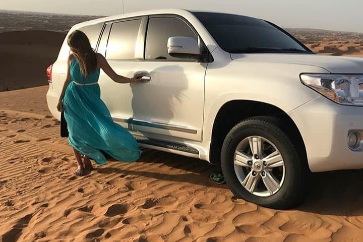 Private Red Dune Desert Safari with Extensive Bab al shams Dinner