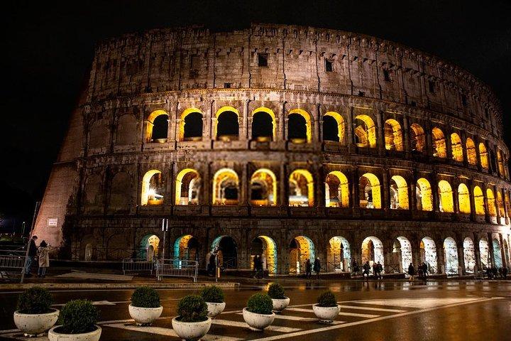 Marvels Of Rome At Night - Private Tour