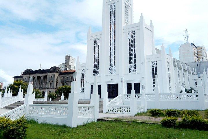 Maputo Essential Walking Tour