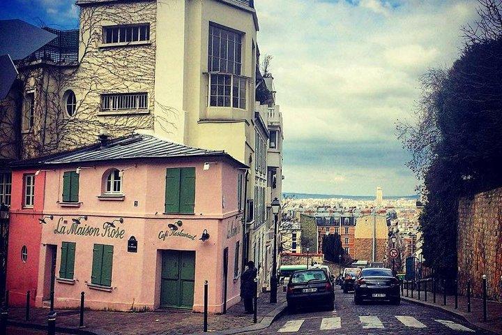 Montmartre Highlights - Bohemian Streets & Sacré-Coeur Basilica