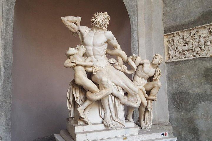 The Best of Rome in a Full-Day Tour: Vatican and Colosseum guided tours