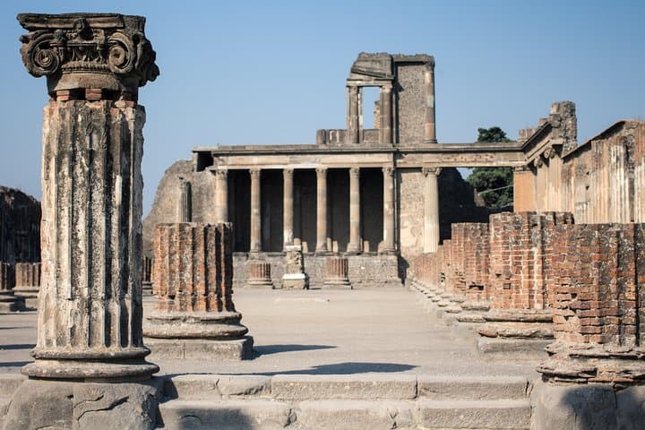 Private Shore Excursion from Naples to Pompeii and Mt Vesuvius for Families