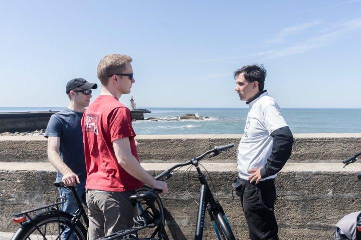Private e-Bike Tour in Porto – Explore Riverside, Beaches & Parks