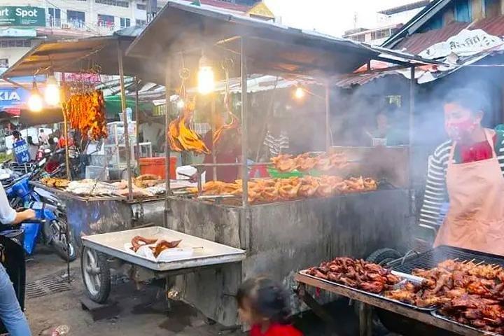 Siem Reap Evening Street foods Tours by Tuk Tuk