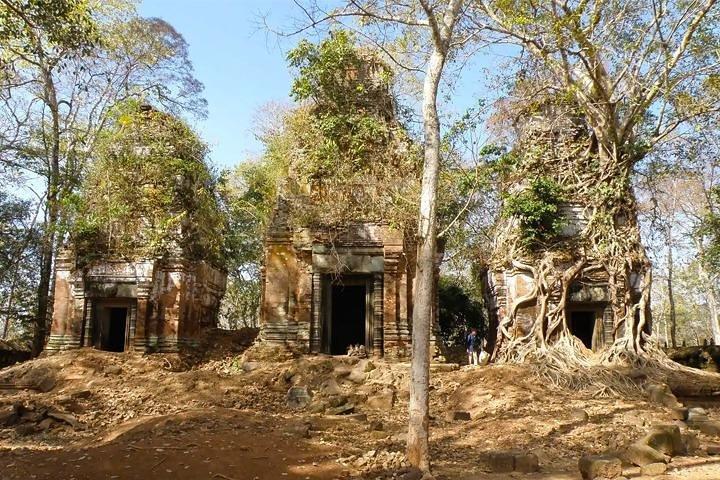Koh Ker & Beng Mealea Excursion Join-in Tour - Free Hotel Pickup