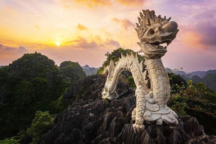 Ninh Binh: Hoa Lu, Tam Coc & Mua Cave Day Trip from Hanoi