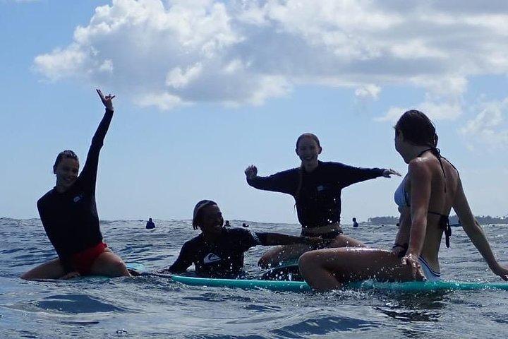 Canggu: Surfing lesson with ISA certified instructor