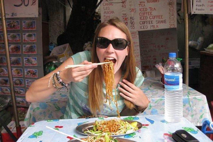 Bangkok Most Famous Food Experience (Private & All-Inclusive)