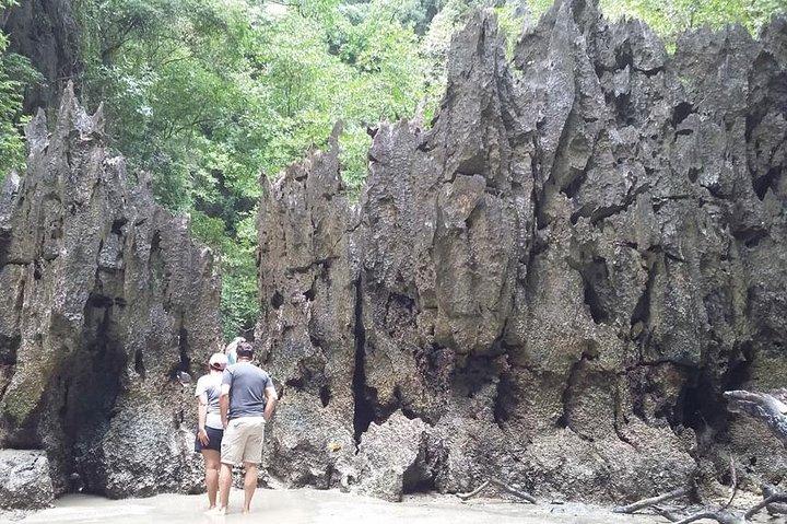 James Bond, Panak and Hong Island Trip + 2 Canoeing By Big Boat From Phuket