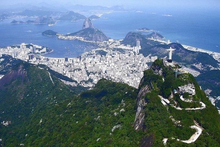 Private 60 min Helicopter Tour in Rio de Janeiro for 3 people