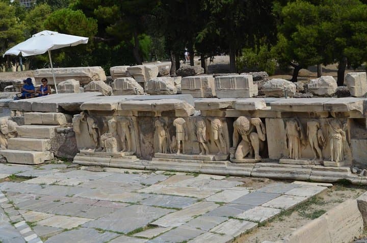 Acropolis of Athens, Parthenon and Acropolis Museum private tour with dinner