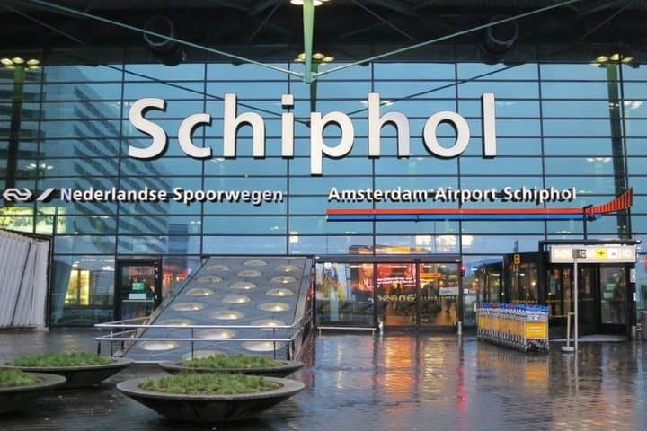 VIP Amsterdam Airport Departure Transfer