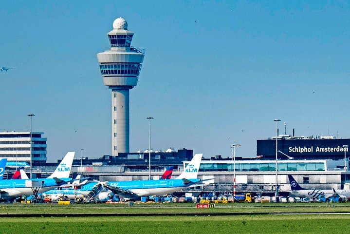 VIP Amsterdam Airport Departure Transfer
