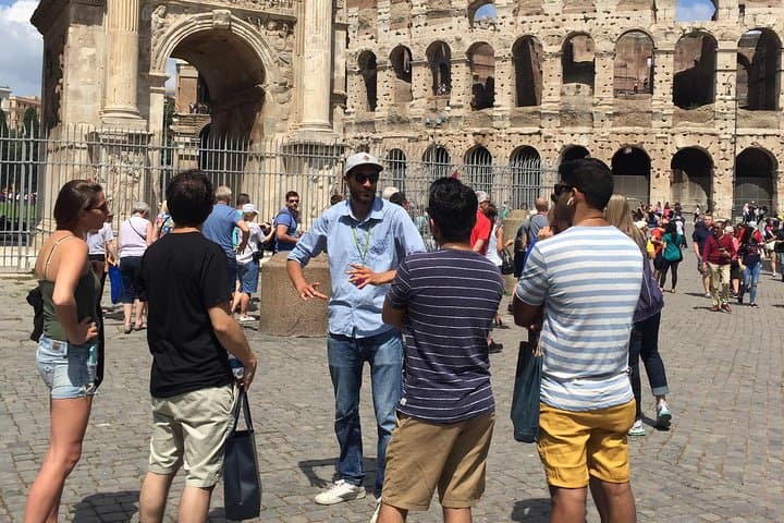Small-Group Tour of Roman Forum & Palatine Hill