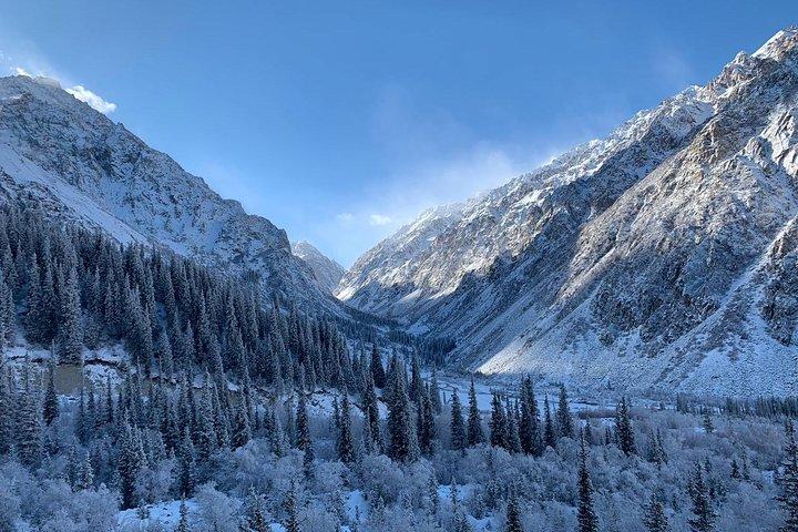 The dazzling winter hike at the Ala Archa National Park