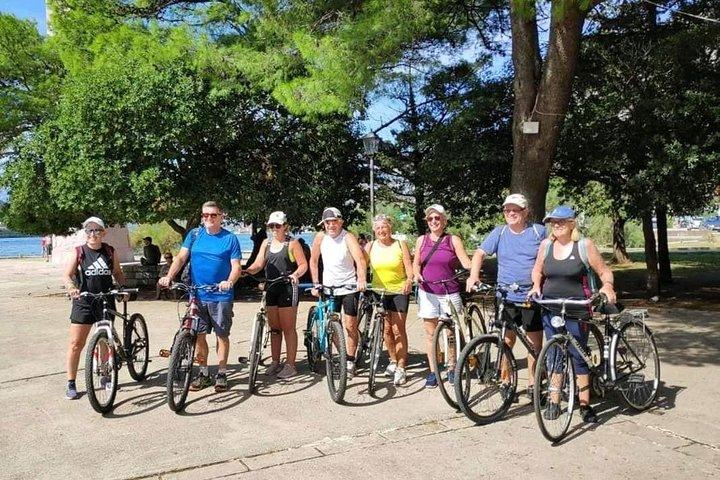 Bike & hike tour