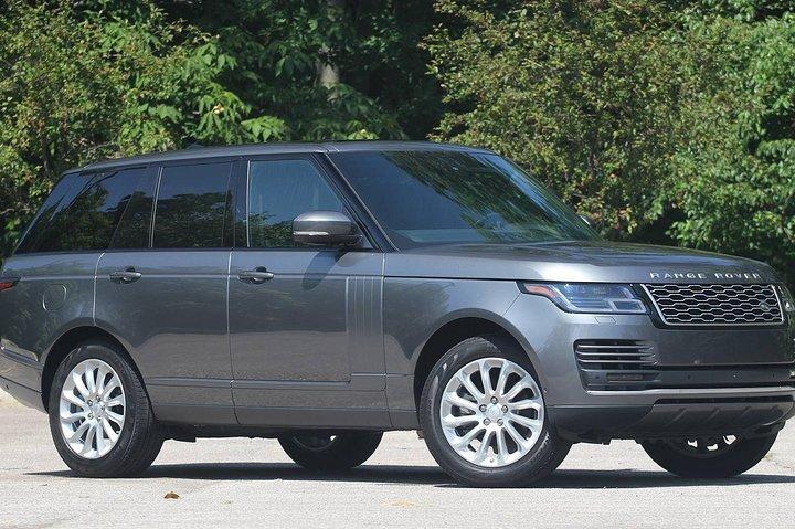 VIP Lounge & Chauffeured Luxury Range Rover to London Bicester Shopping Outlet